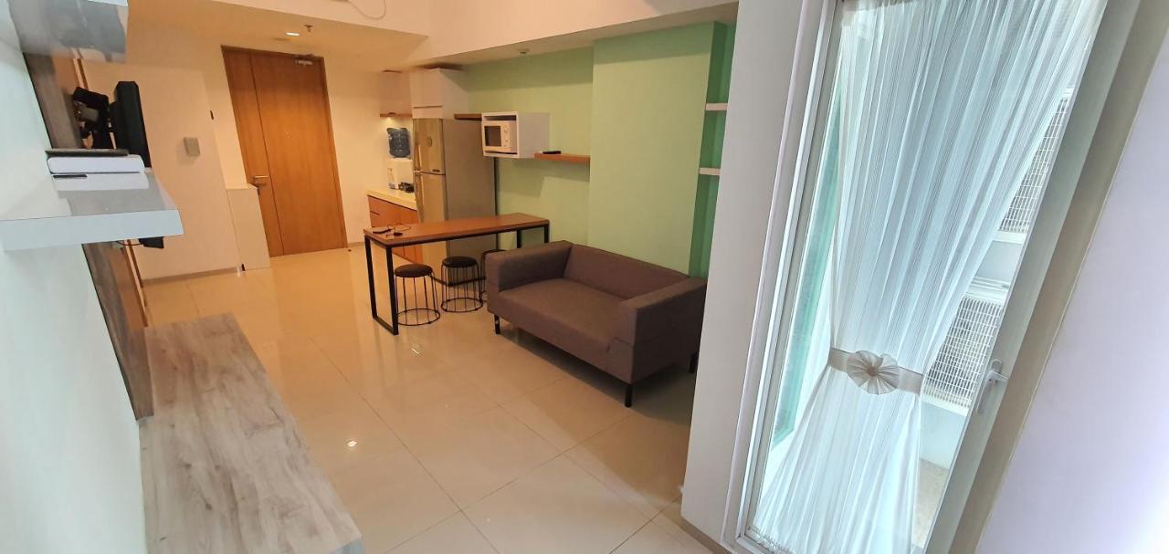 Treeparkcity Apartments By Winshome Tangerang Exterior foto