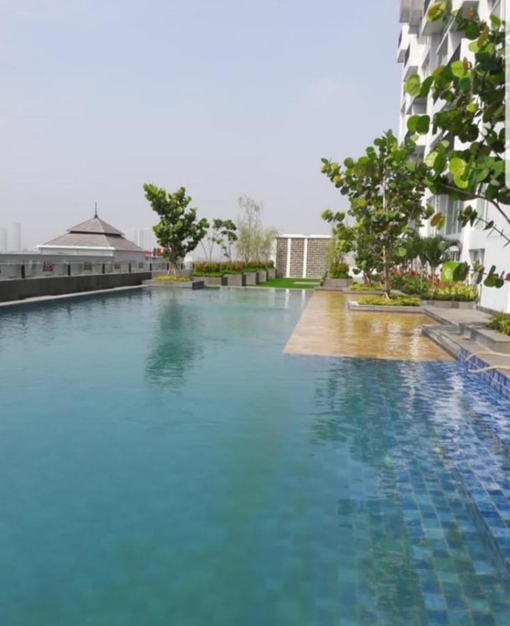 Treeparkcity Apartments By Winshome Tangerang Exterior foto